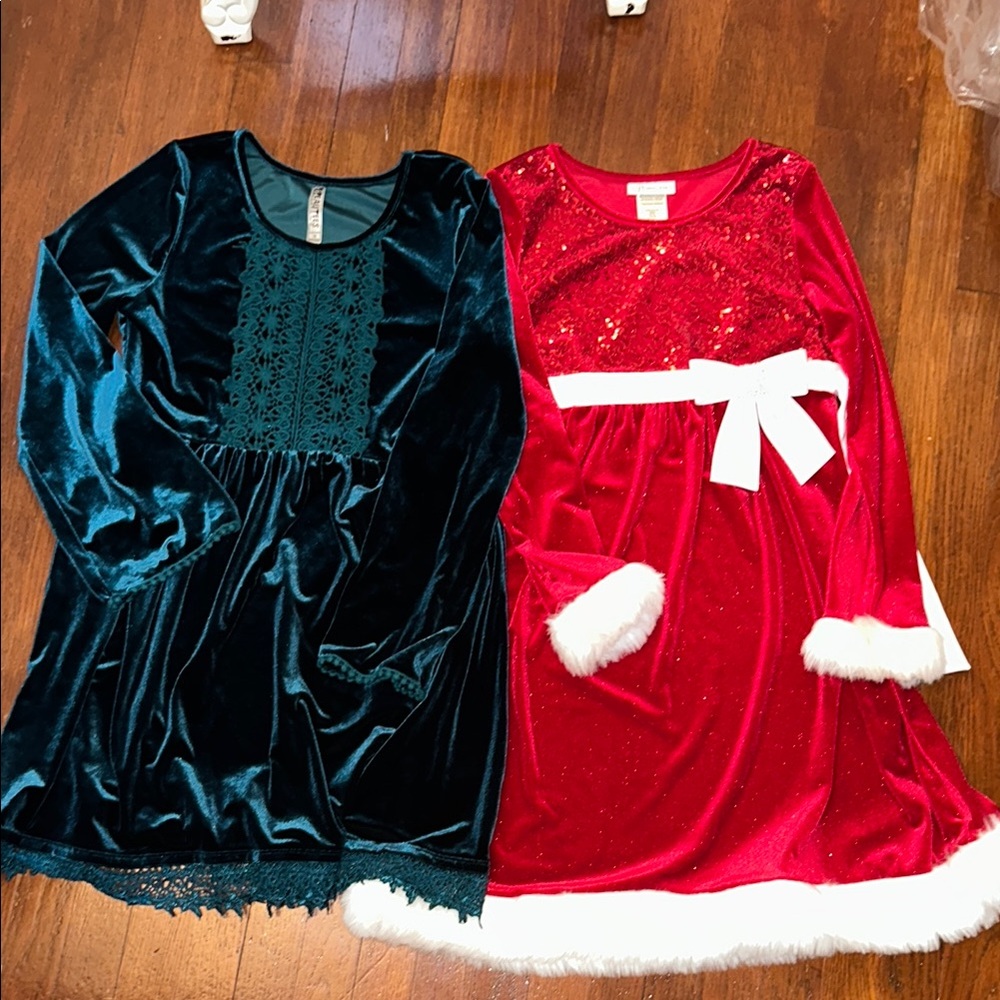 2 Piece Bundle of Girls Long Sleeve Winter Velvet Dresses Christmas Classic - Picture 1 of 5